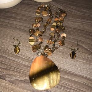 Necklace and Earring set